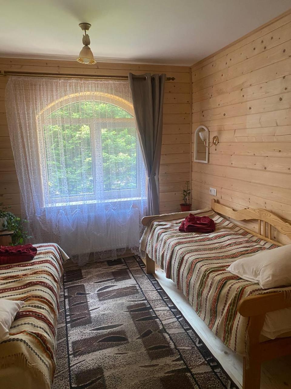 Садиба Nad Prutom Yaremche Dış mekan fotoğraf